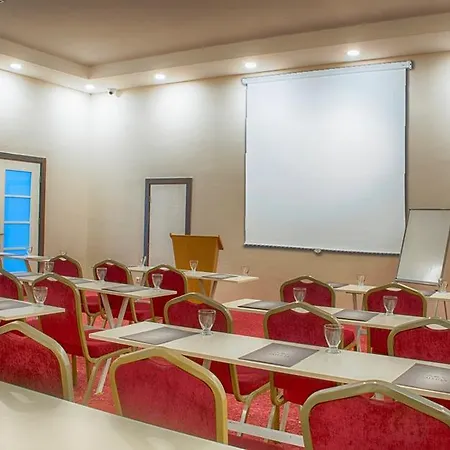 Sayeban & Hotel 4*